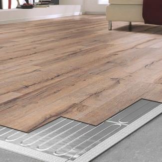 Oak-look vinyl plank